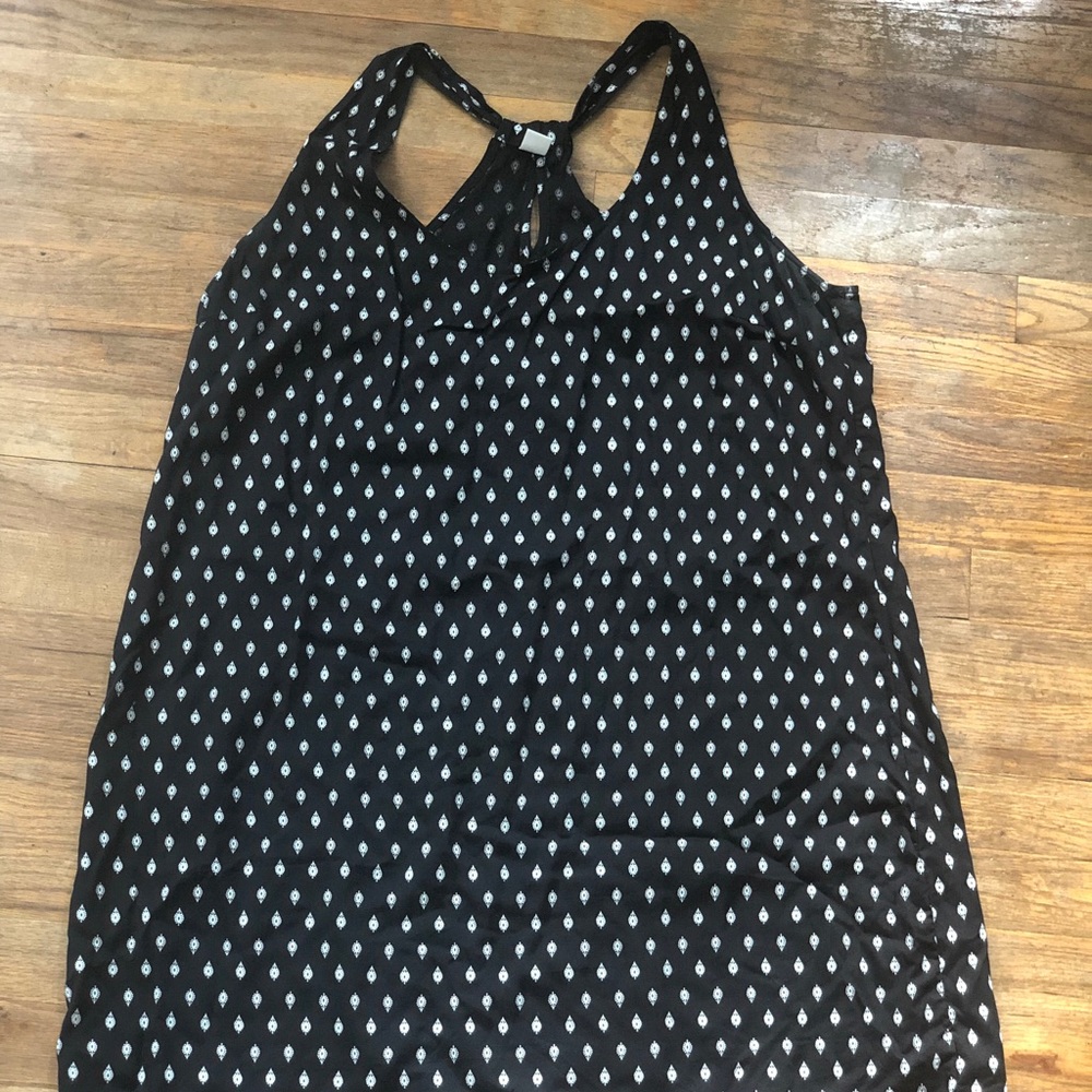Old Navy Twist Back Shift Dress
